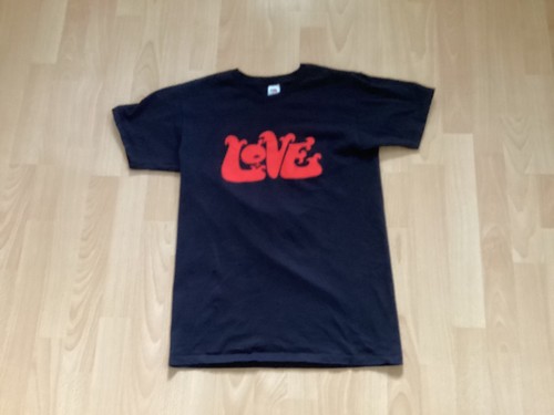 Love band shirt size - love,